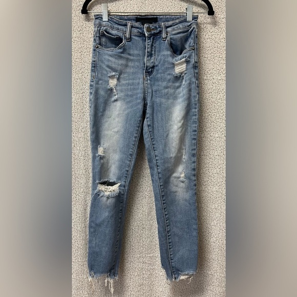 Risen Jeans High Rise Relaxed Skinny Raw Hem Distressed RDP1443 | size 26/3 - Picture 1 of 9